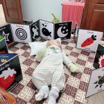 Đồ chơi Bộ thẻ kích thích thị giác cho trẻ sơ sinh dạng đứng Zig zac (mẫu bao bì mới) - Image 6