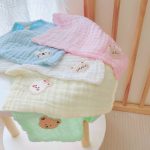 Khăn sữa xô 6 lớp Monona sợi bông tự nhiên mềm mại cho bé (hộp set 3 cái) - Image 4