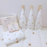 Khăn sữa 6 lớp Monona mẫu trắng in họa tiết vải mềm mại cho bé (hộp 3 cái) - Image 3