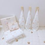 Khăn sữa 6 lớp Monona mẫu trắng in họa tiết vải mềm mại cho bé (hộp 3 cái) - Image 4