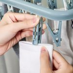 Móc chùm Giàn phơi 32 kẹp gấp gọn gấp đôi lại được treo phơi quần áo trẻ em - Image 6