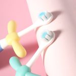 Bàn chải đánh răng cotton lông tơ hình Chuồn Chuồn / Cánh cụt / Hoa cho bé (mẫu lùn) - Image 4