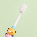 Bàn chải đánh răng HÌNH THÚ 6 mẫu HK2304 sợi lông cho bé - Image 3