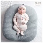 [Sale mẫu lỗi] Bộ dài sơ sinh cài giữa HRNEE họa tiết khủng long vải modal tiêu gân cho bé từ sơ sinh - Image 3