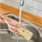 Cọ rửa bình sữa bằng mút kép Moyuum tay xoay tiện lợi - Image 2