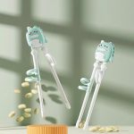 Đũa tập ăn Khủng long cho bé có hộp đựng - Image 4