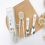 Set đũa thìa muỗng nĩa Honper gấu nâu HP128 có hộp đựng - Image 4