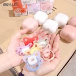 Ti giả silicone siêu nhẹ Moyuum ti ngậm cho bé từ sơ sinh có hộp đựng