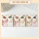 Hộp set 2 đôi vớ chống trượt Huaweishu có hộp làm quà tặng cho bé sơ sinh (0-6m) - Image 2