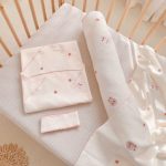 Gối ôm vải cotton waffle thêu hình Gấu Thỏ cho bé - Image 6