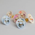 Ty ngậm giả ti núm tròn cao su BIBS STUDIO COLOUR phiên bản họa tiết mới - Image 4