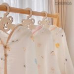 Áo choàng xô muslin Monona kèm chắn giọt bắn cho bé đi ra ngoài đi chơi du lịch - Image 3